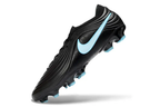 Professional football boots by Nike Tiempo Legend Maestro Elite