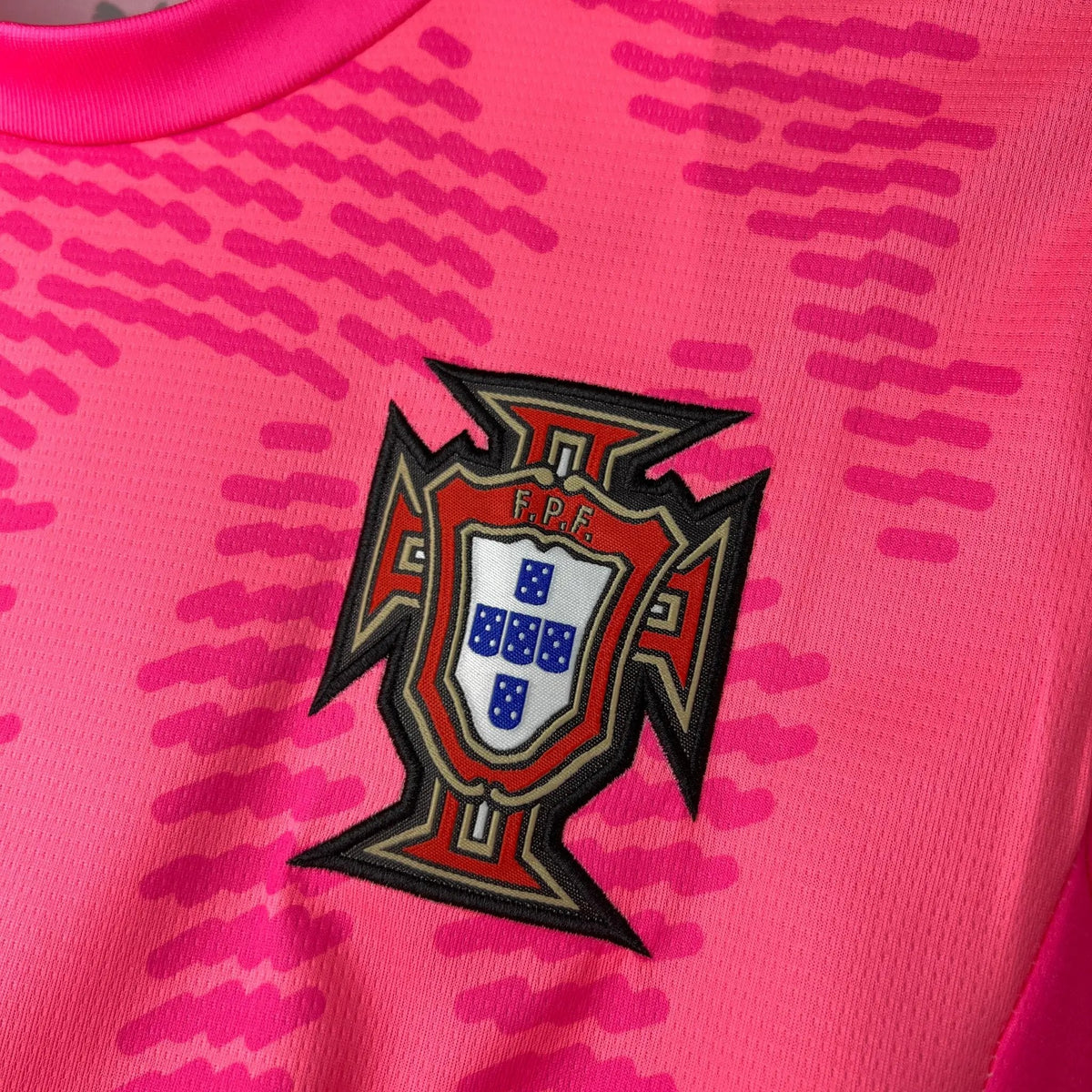 BOOTS SUPPLY Portugal 2026 Pink Kit - Jerseys
